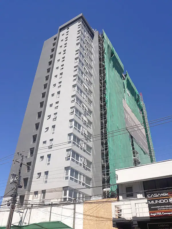 Edificio visto desde la calle